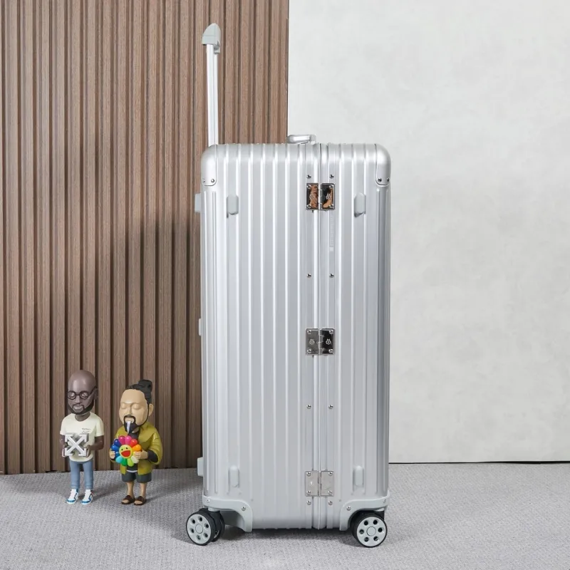 Rimowa Suitcase-1 - Image 4