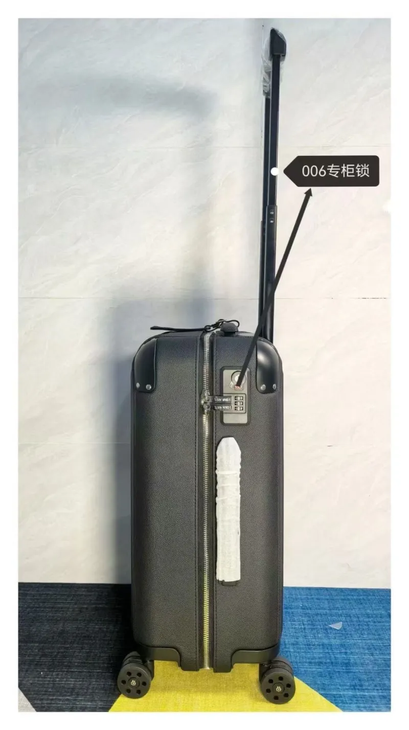 Alternative view of Rimowa Suitcase-9