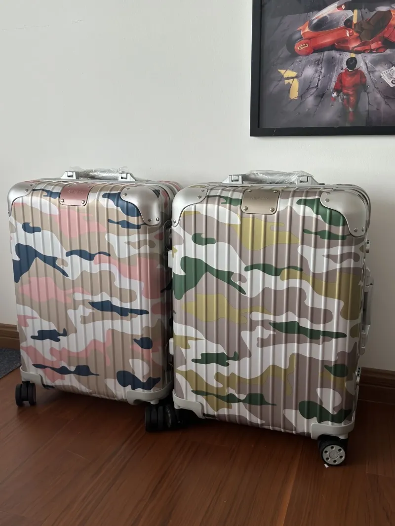 Alternative view of Rimowa Suitcase-15