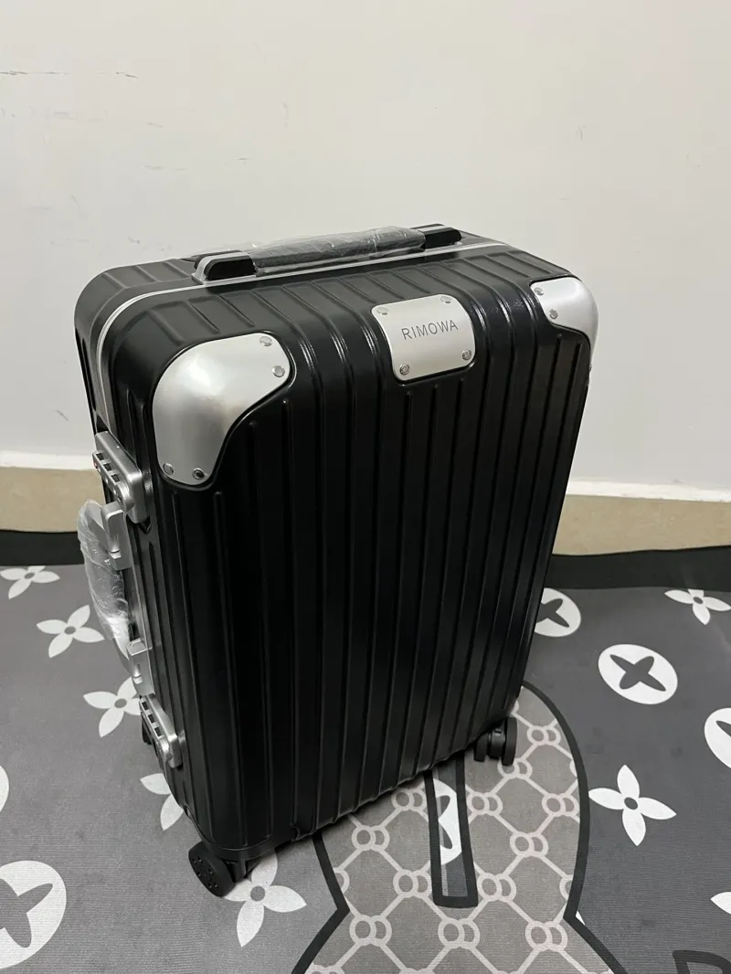 Alternative view of Rimowa Suitcase-16