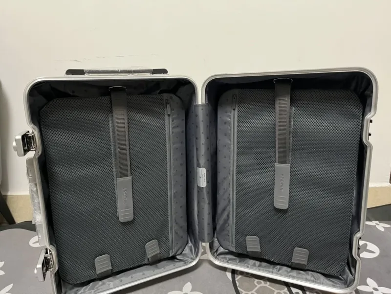 Rimowa Suitcase-16 - Image 8