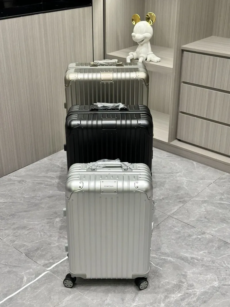 Rimowa Suitcase-17 - Image 3