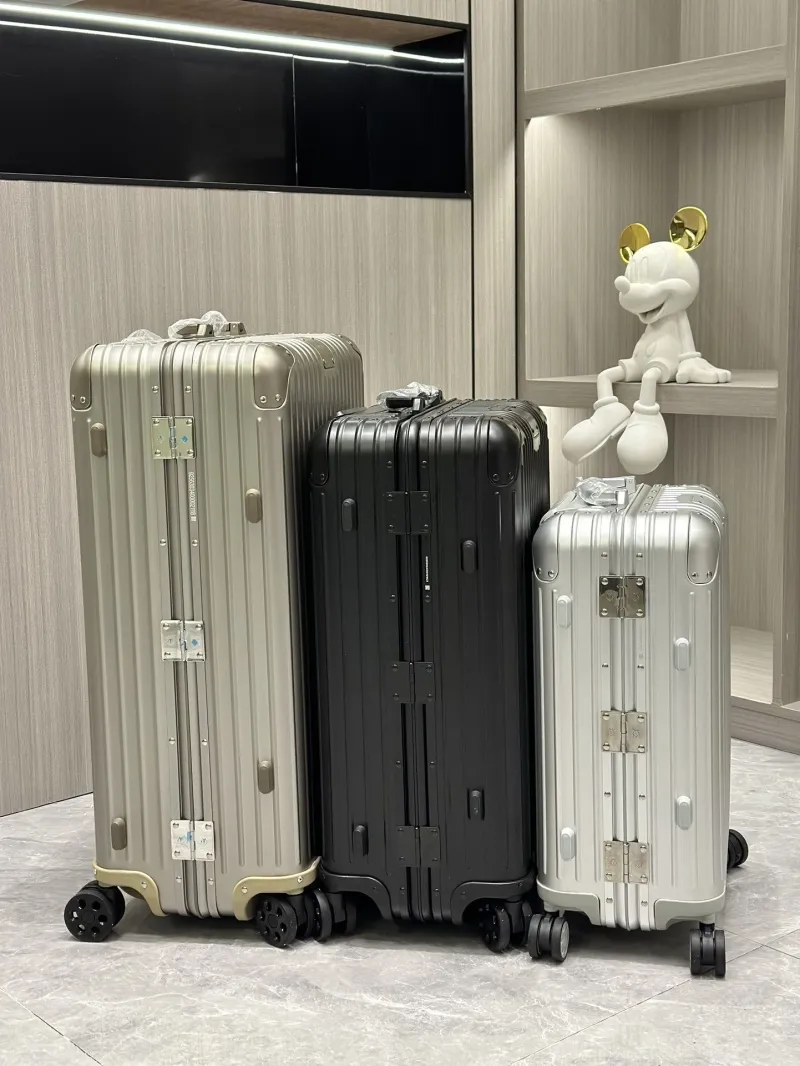 Rimowa Suitcase-17 - Image 6
