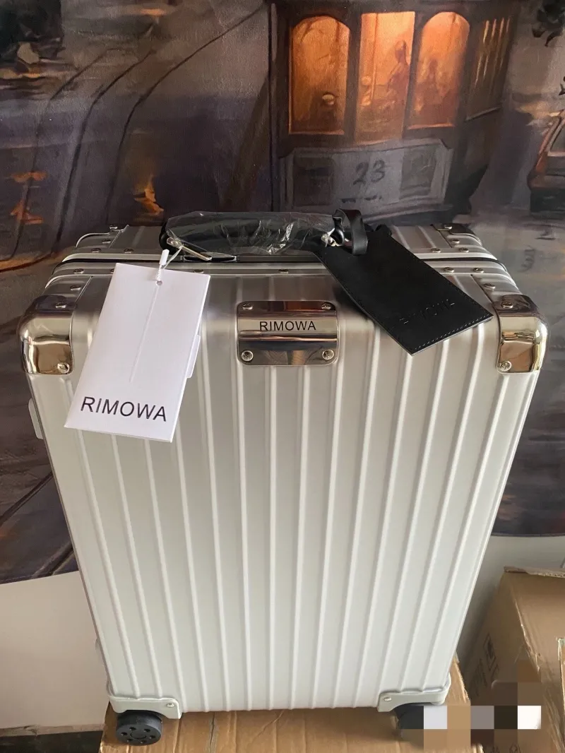 Rimowa Suitcase-18 - Image 5