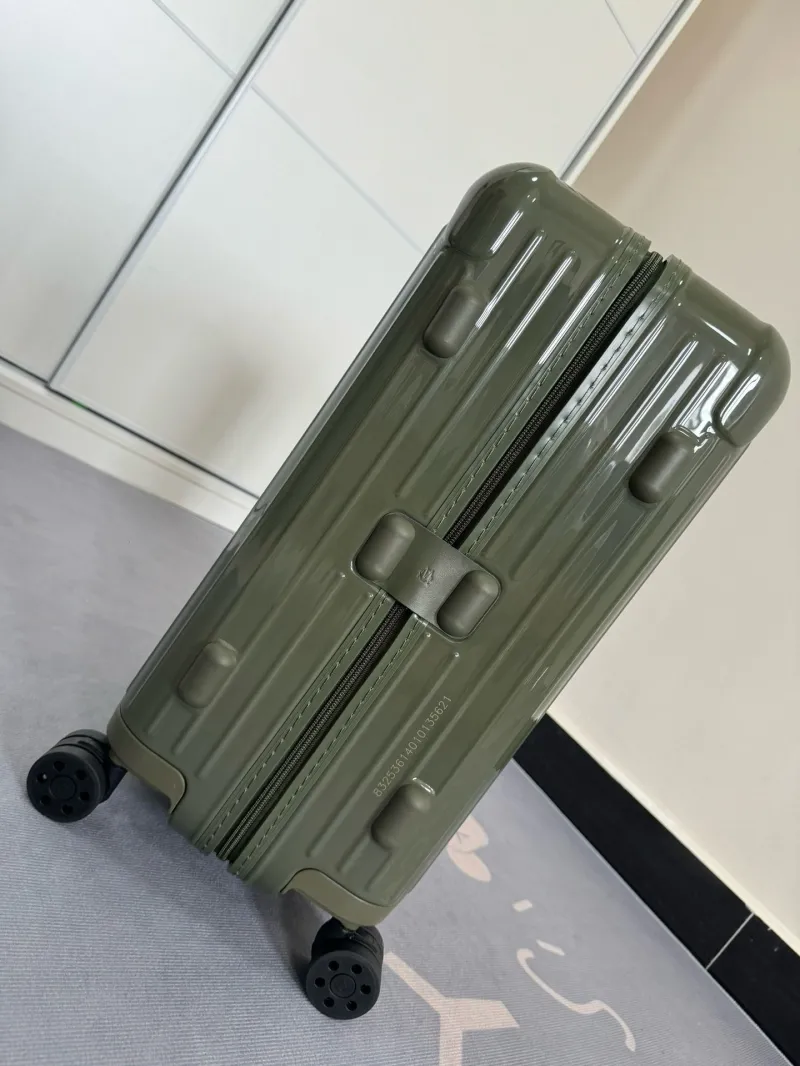 Rimowa Suitcase-19 - Image 3