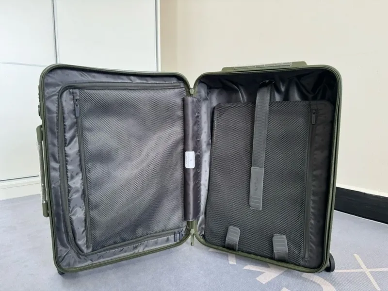 Rimowa Suitcase-19 - Image 8