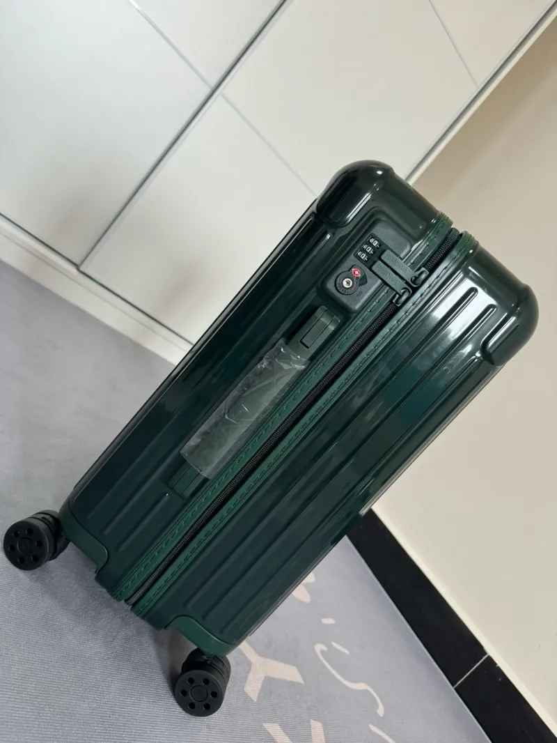 Rimowa Suitcase-20 - Image 3