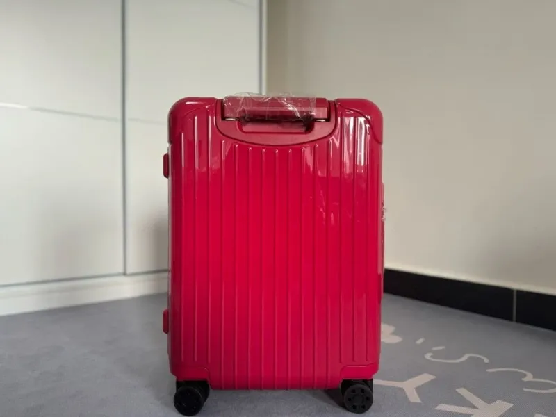 Alternative view of Rimowa Suitcase-21