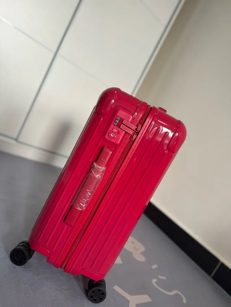 Rimowa Suitcase-21 - Image 3