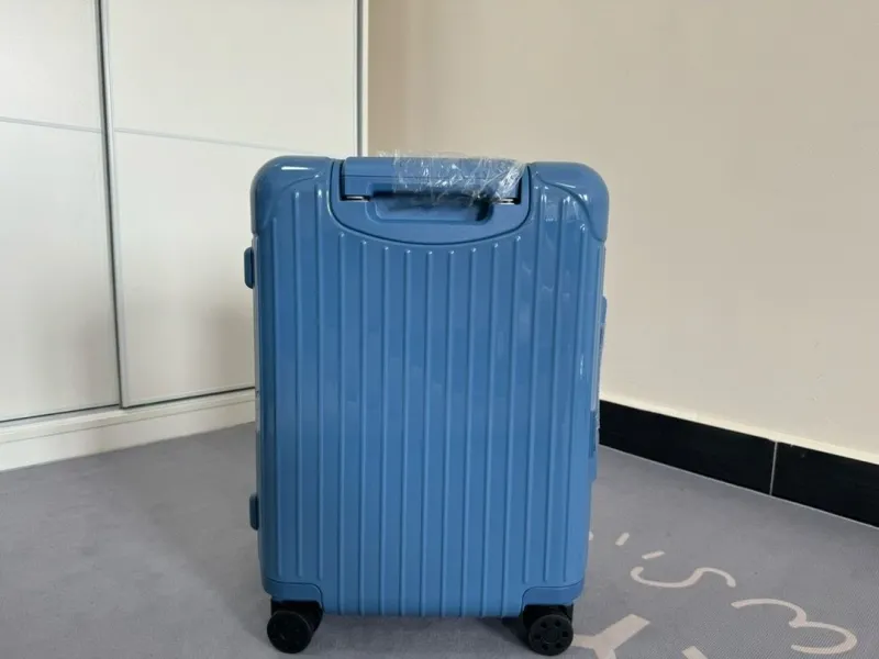 Alternative view of Rimowa Suitcase-22