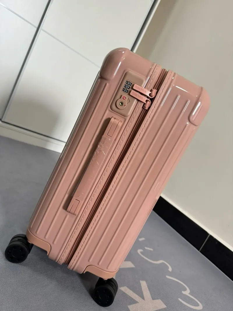 Rimowa Suitcase-25 - Image 3
