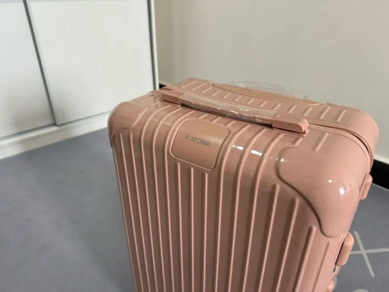 Rimowa Suitcase-25 - Image 7