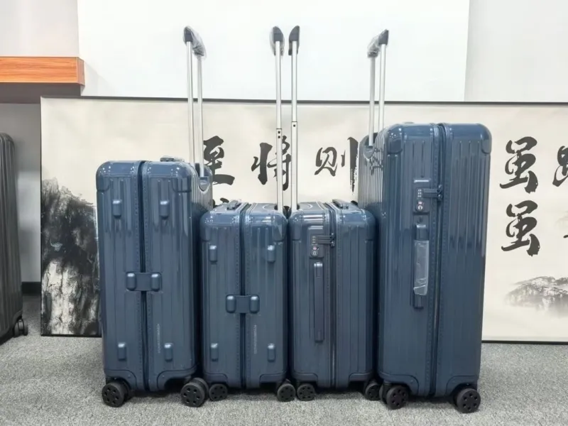 Alternative view of Rimowa Suitcase-29