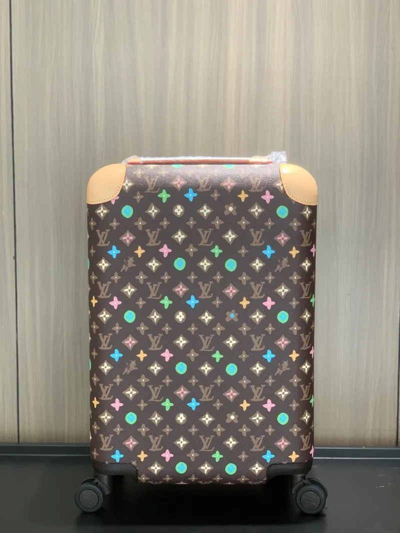 LV Suitcase-15