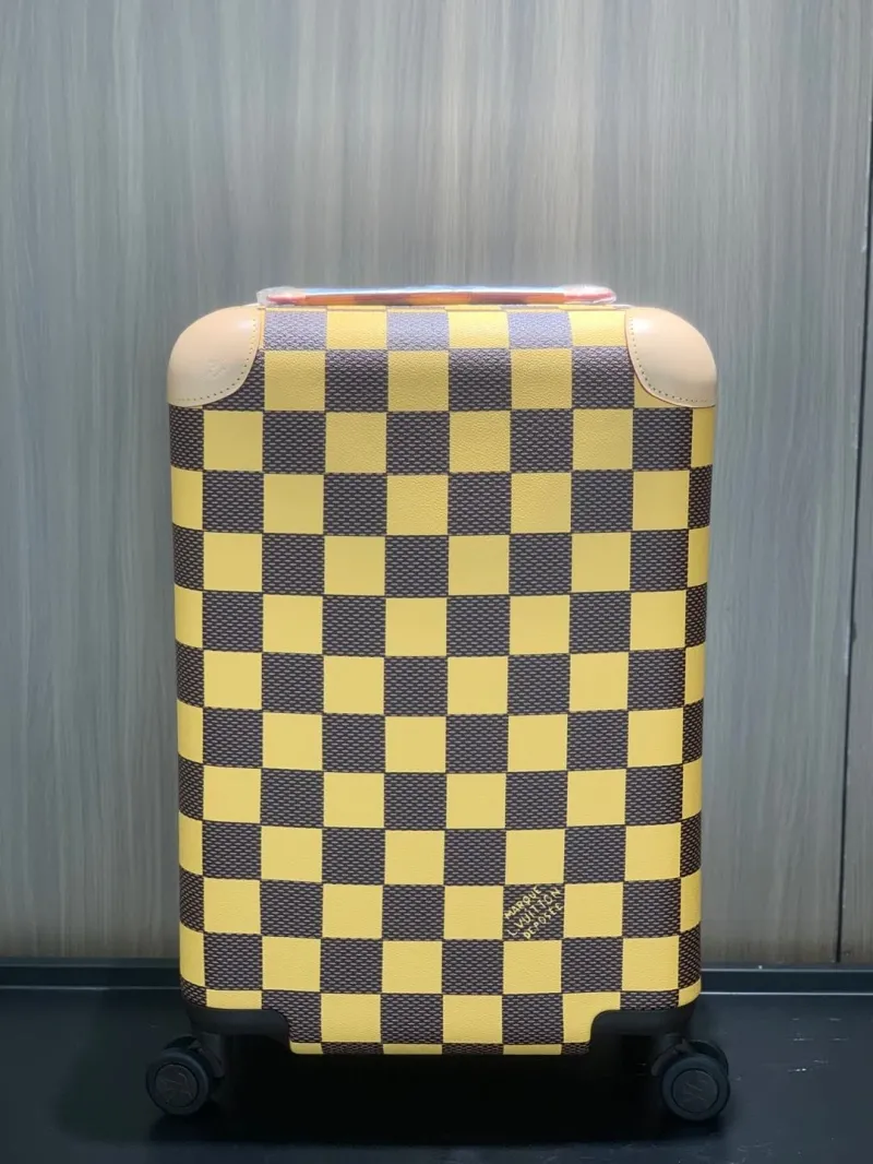 LV Suitcase-17