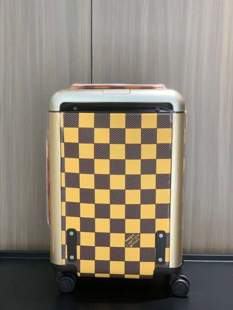 Alternative view of LV Suitcase-17