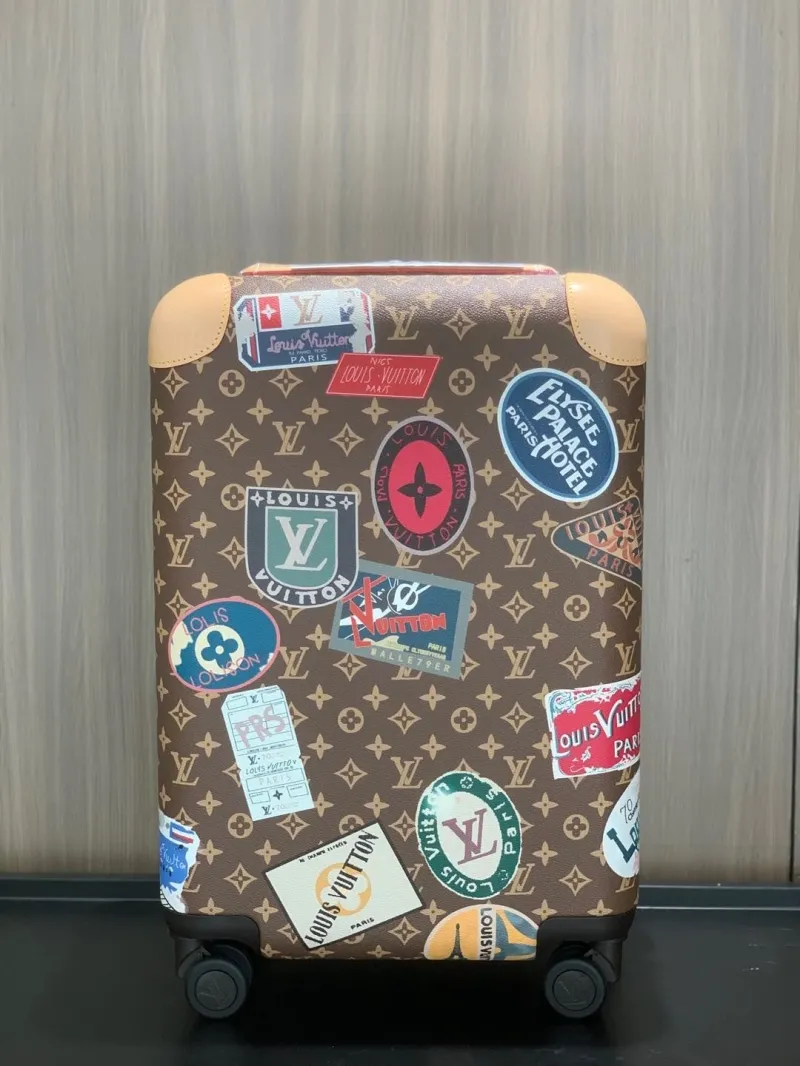 LV Suitcase-19