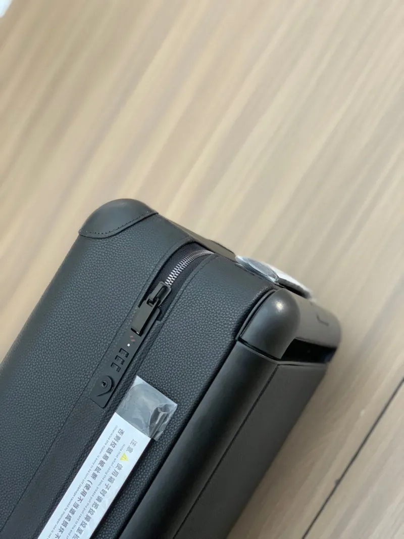 LV Suitcase-28 - Image 4