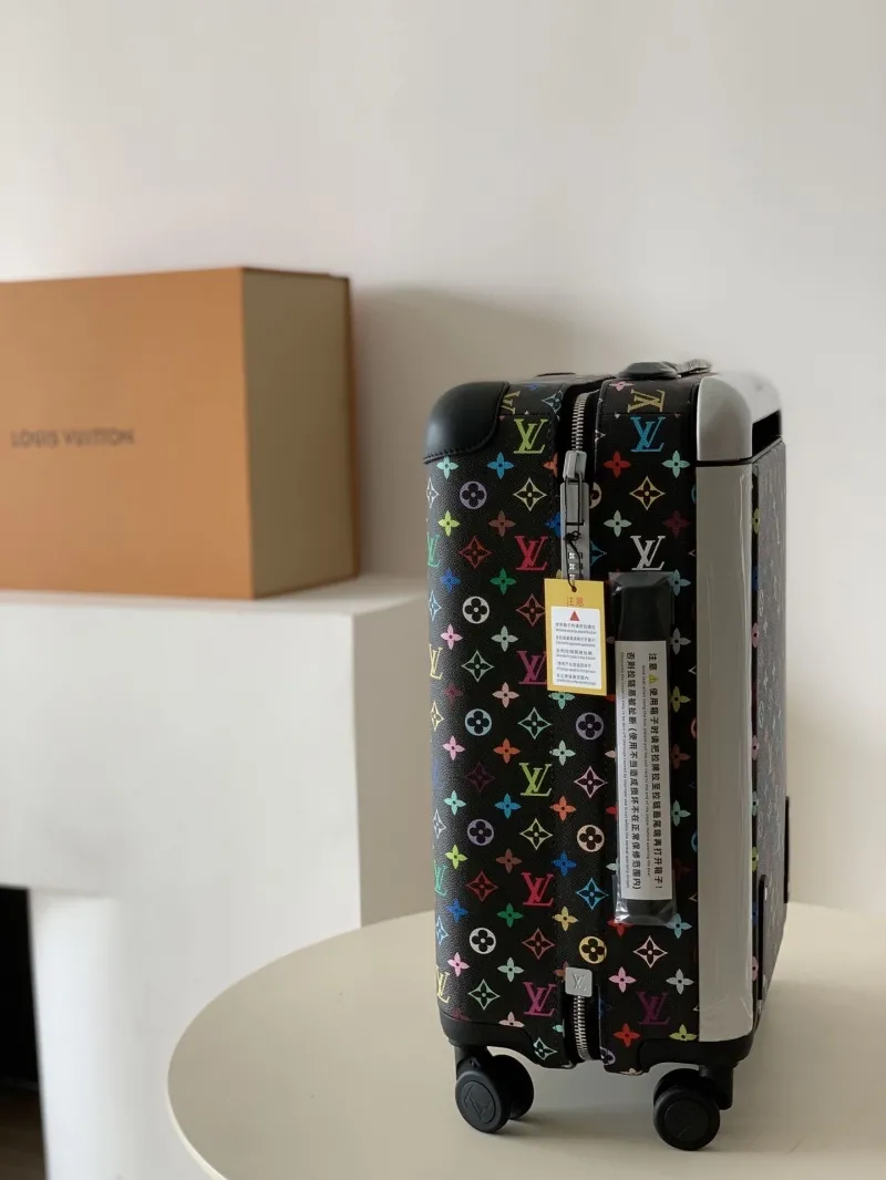 Alternative view of LV Suitcase-33