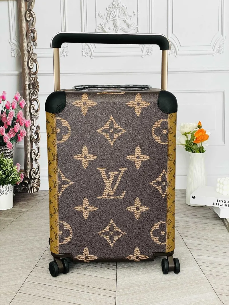 LV Suitcase-40