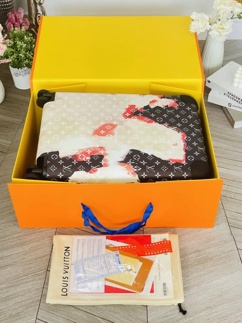 LV Suitcase-52 - Image 9