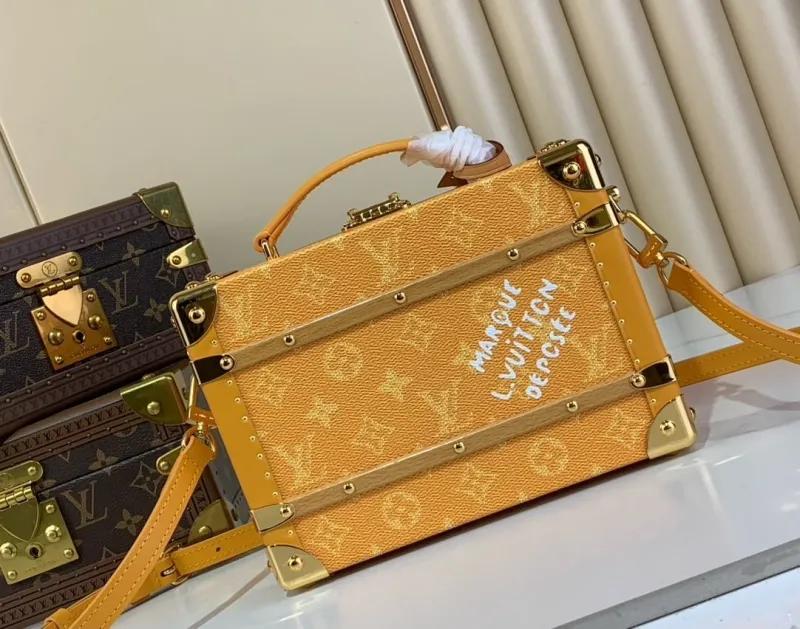 LV Suitcase-68 - Image 3