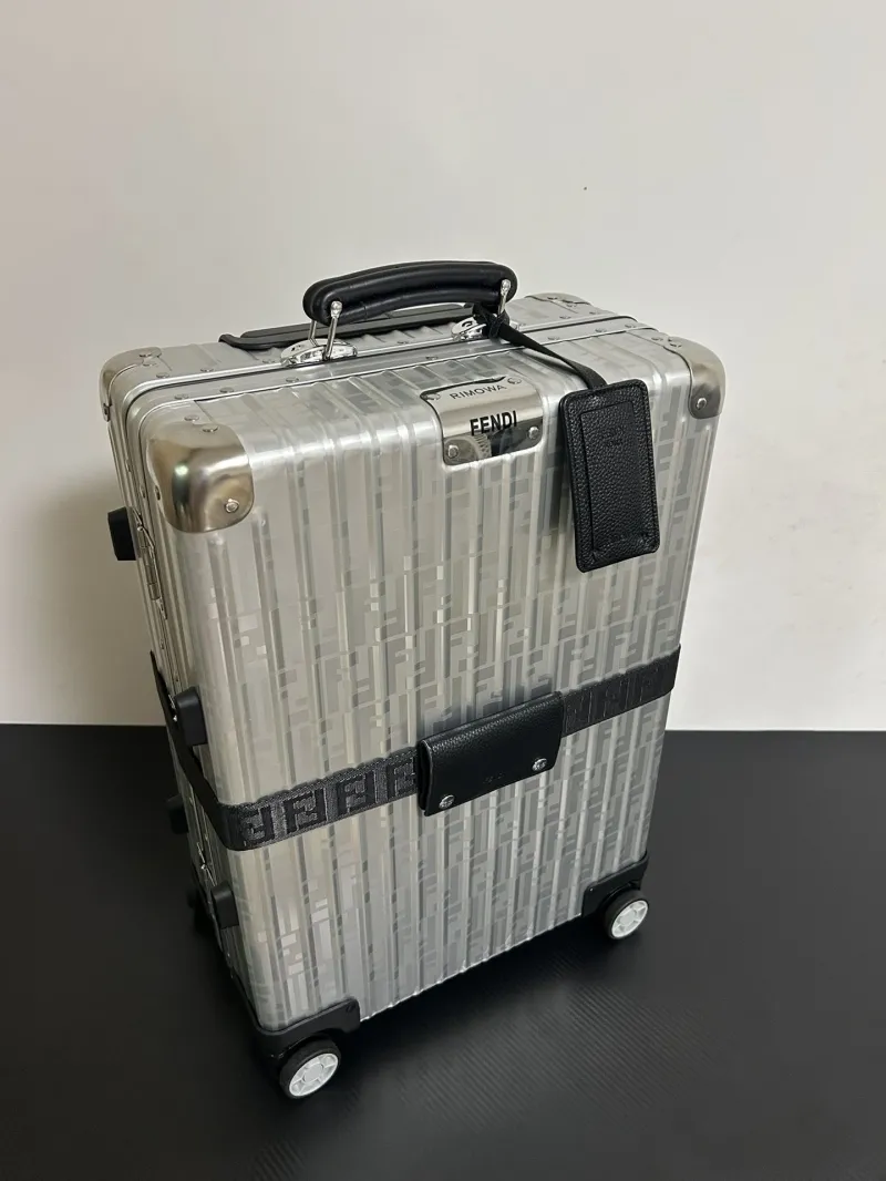 Alternative view of Rimowa Suitcase-40