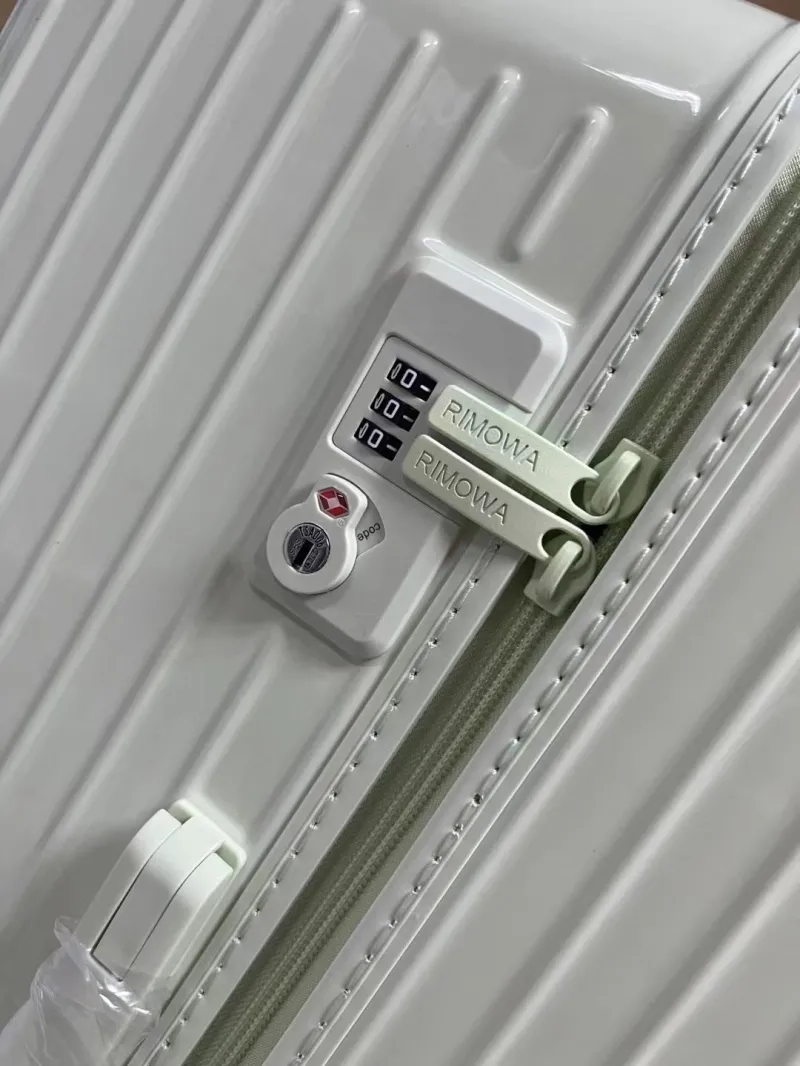 Rimowa Suitcase-45 - Image 3