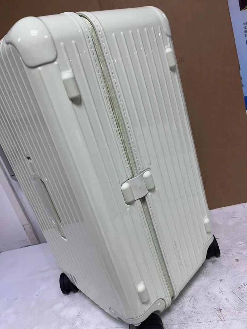 Rimowa Suitcase-45 - Image 4