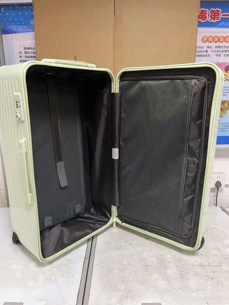 Rimowa Suitcase-45 - Image 7