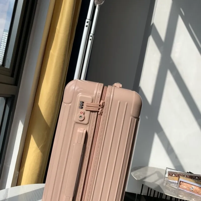 Rimowa Suitcase-50 - Image 5