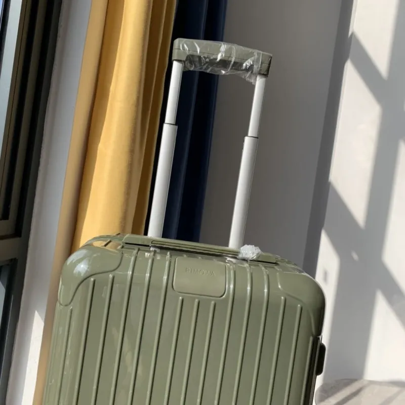 Alternative view of Rimowa Suitcase-51