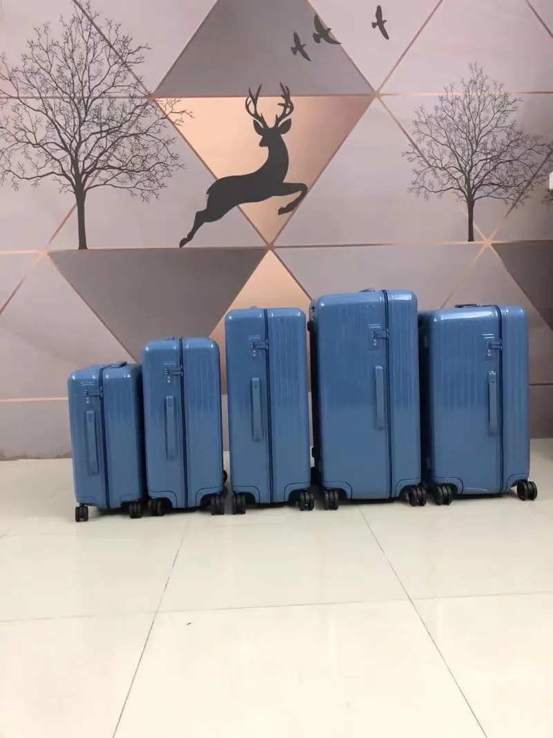 Alternative view of Rimowa Suitcase-52