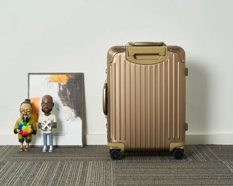 Alternative view of Rimowa Suitcase-59