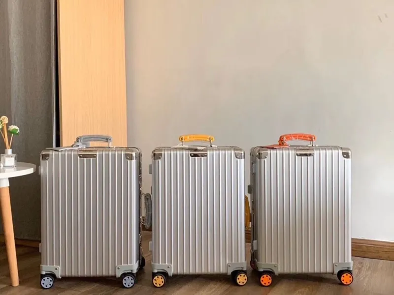 Rimowa Suitcase-65 - Image 9