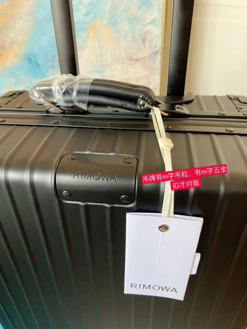 Alternative view of Rimowa Suitcase-67