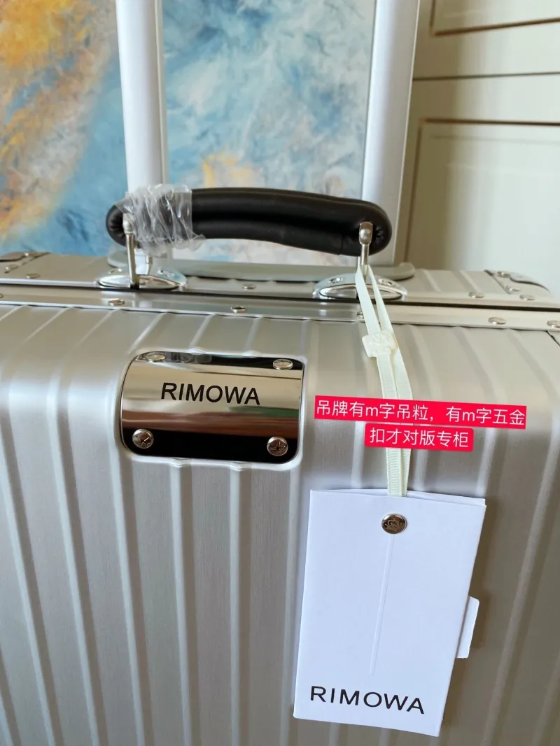 Alternative view of Rimowa Suitcase-68