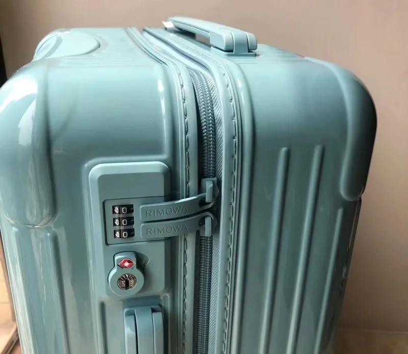 Rimowa Suitcase-71 - Image 4