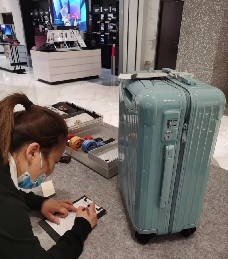 Rimowa Suitcase-71 - Image 8