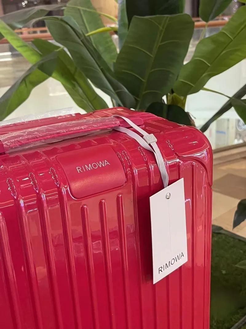 Rimowa Suitcase-73 - Image 4