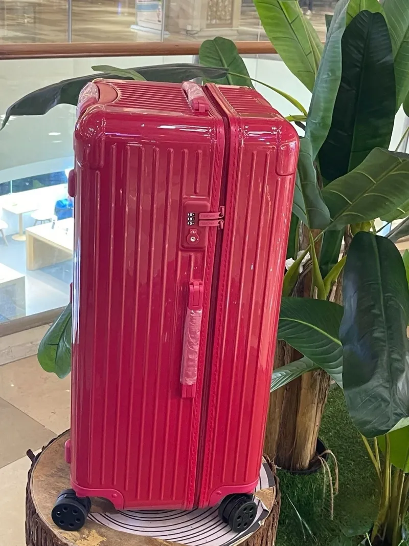 Rimowa Suitcase-73 - Image 9