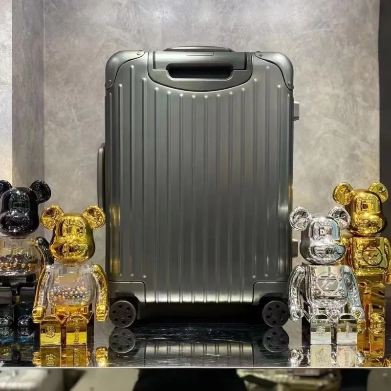 Alternative view of Rimowa Suitcase-76