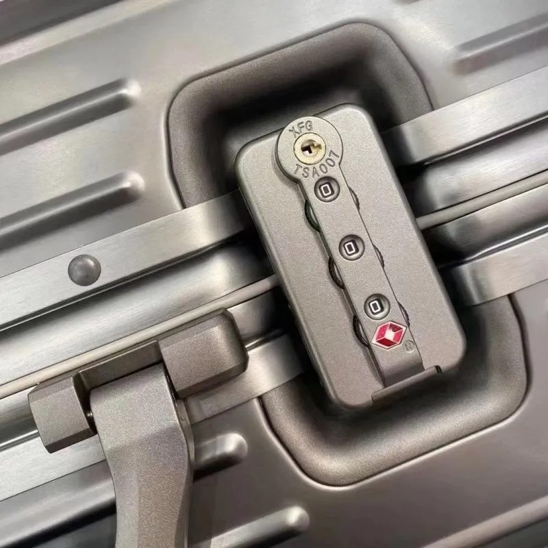 Rimowa Suitcase-76 - Image 8
