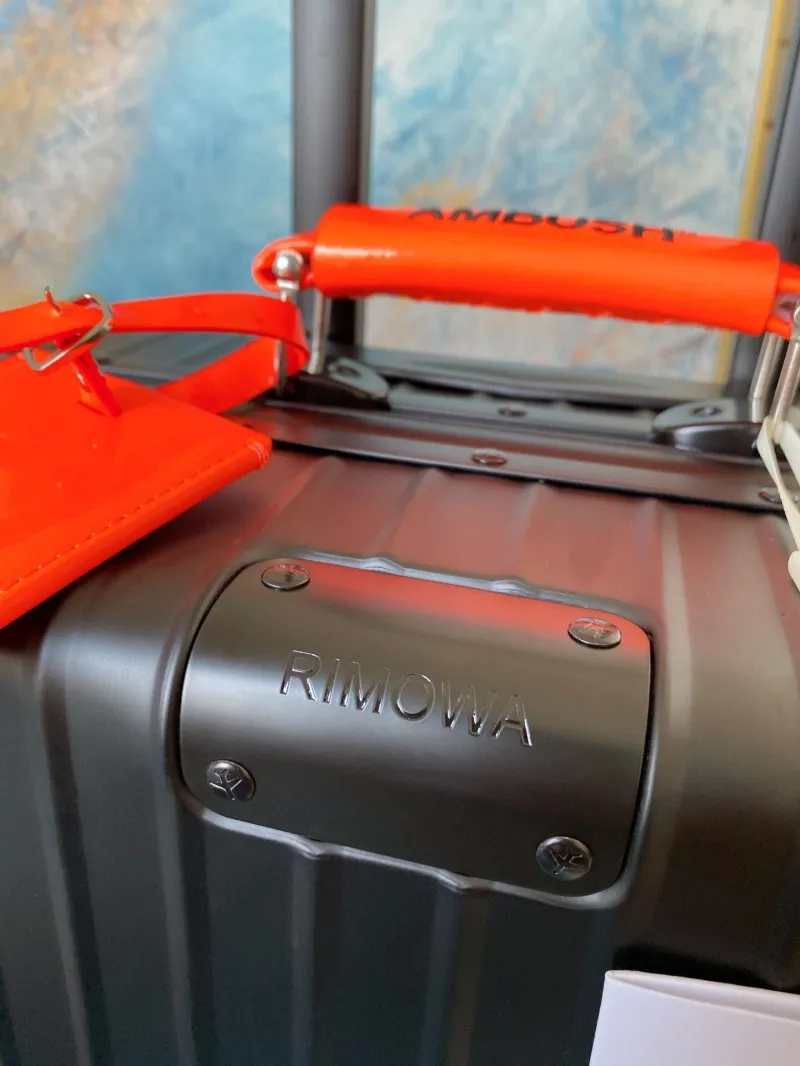Alternative view of Rimowa Suitcase-77
