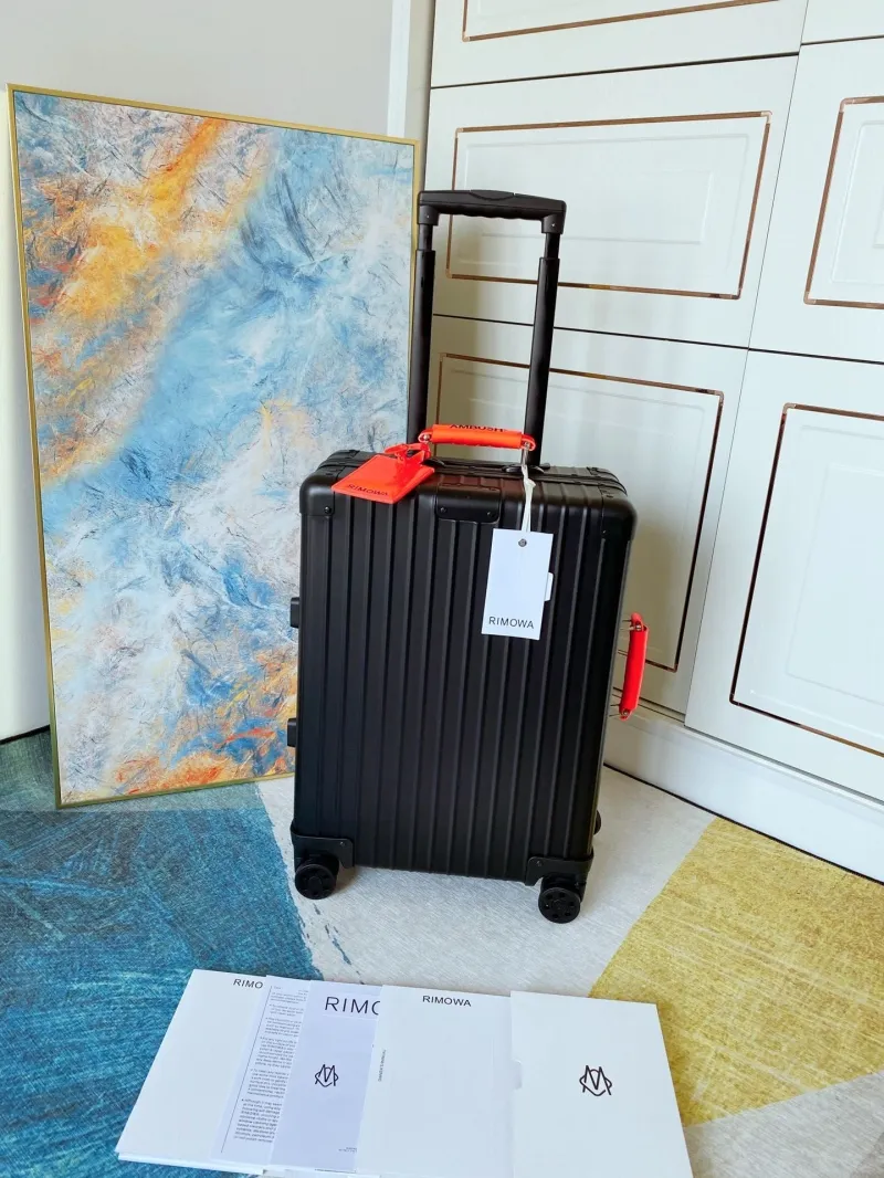 Rimowa Suitcase-77 - Image 3