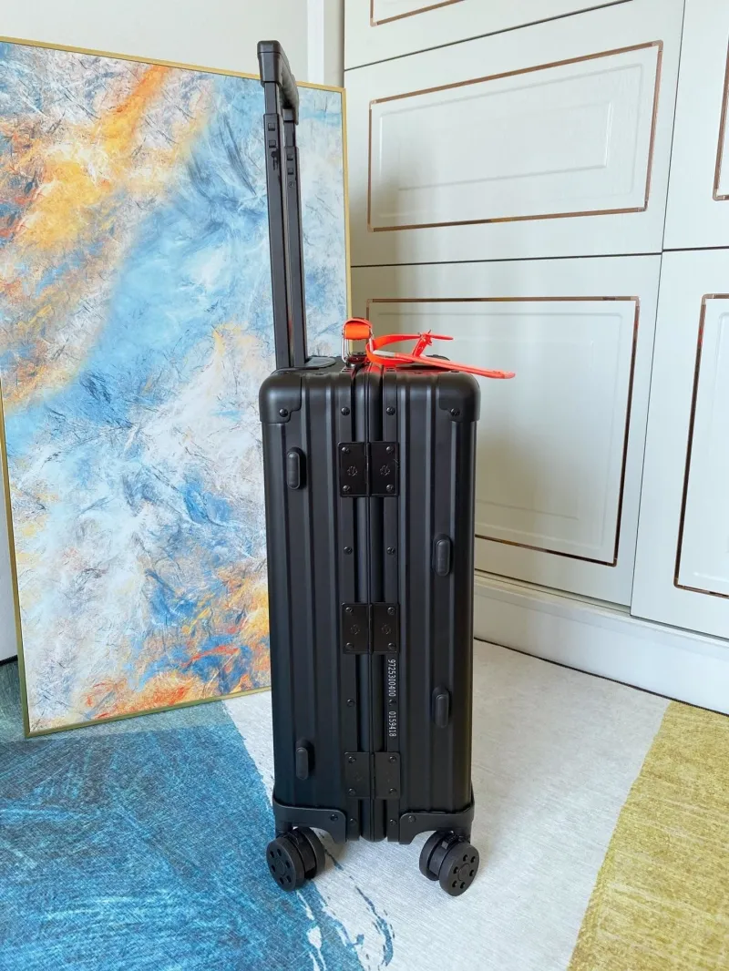 Rimowa Suitcase-77 - Image 9