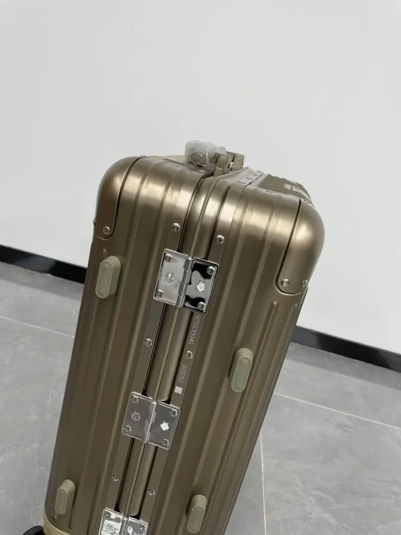 Rimowa Suitcase-82 - Image 8