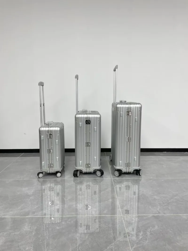 Alternative view of Rimowa Suitcase-83