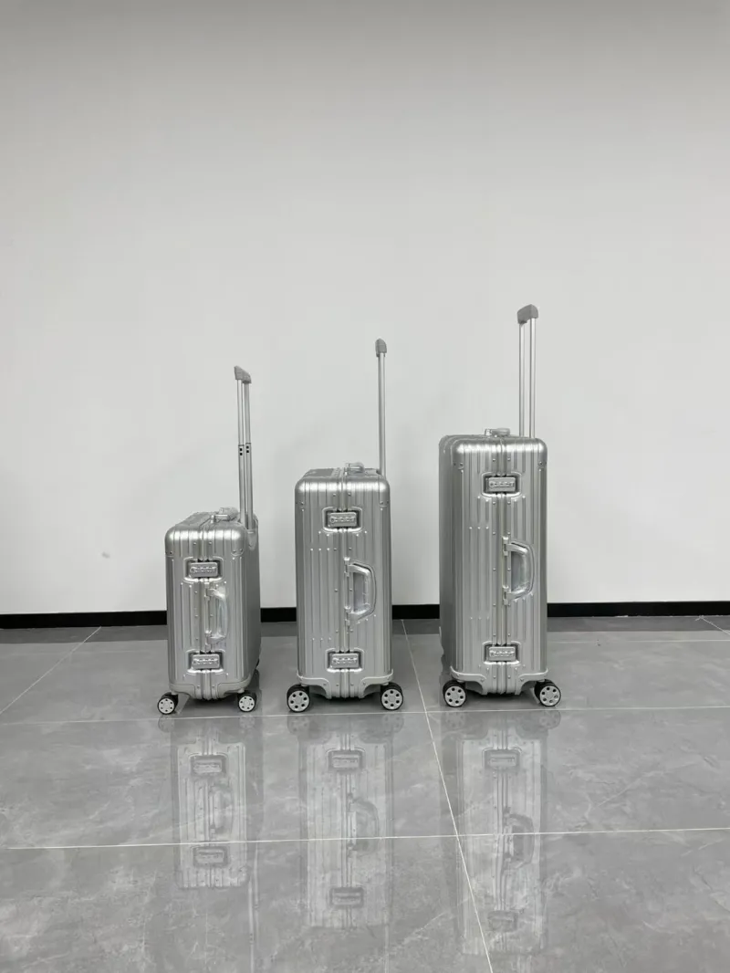 Rimowa Suitcase-83 - Image 4