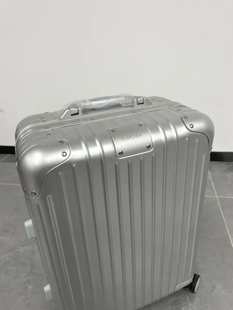 Rimowa Suitcase-83 - Image 5